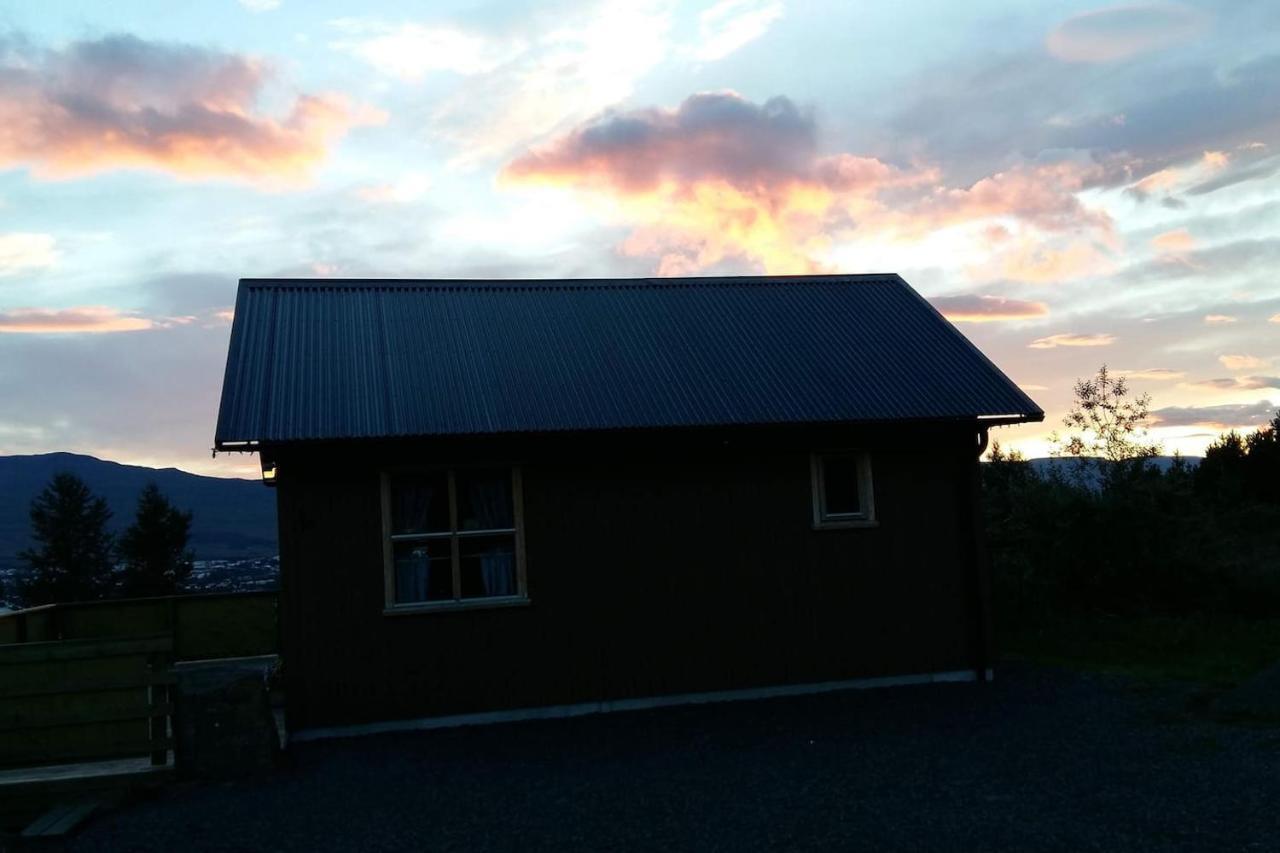 阿克雷里Bjoerkin - Cozy Cabin With Excellent View别墅 外观 照片